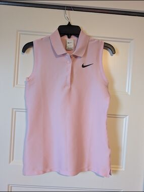 Nike Women’s Sleeveless Polo Top - Light Pink